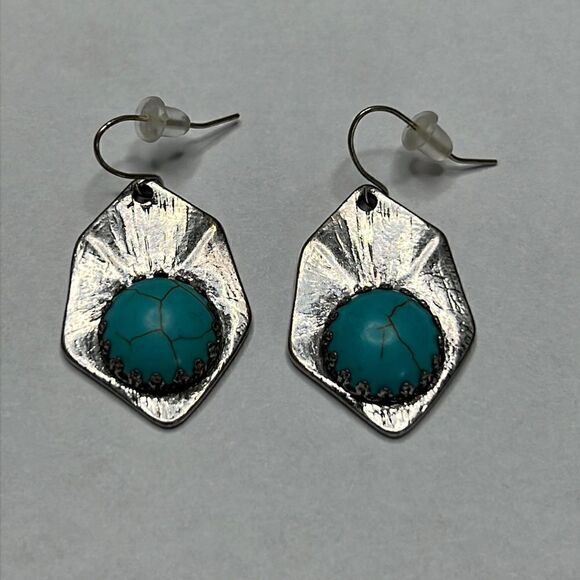 Silver Tone Earrings With Turquoise Stone - Picture 1 of 6